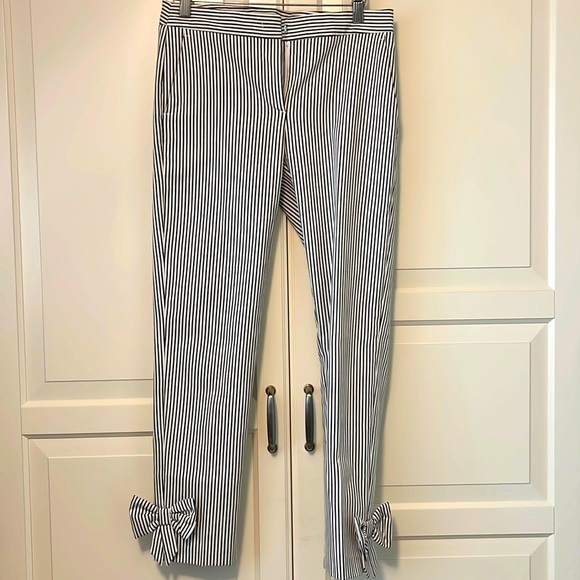 White and grey pants with bows on ankles eu size 36 fits like a US2 - Picture 4 of 4